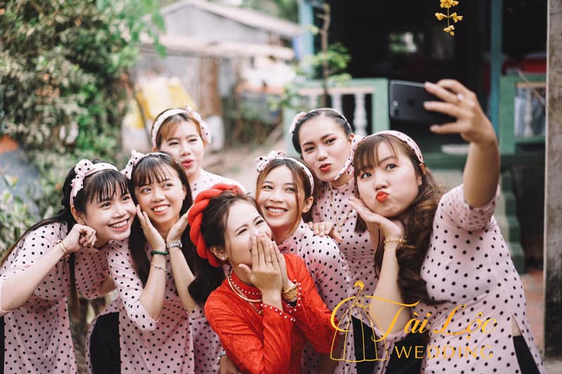 Phụ Kiện Cưới Tài Lộc