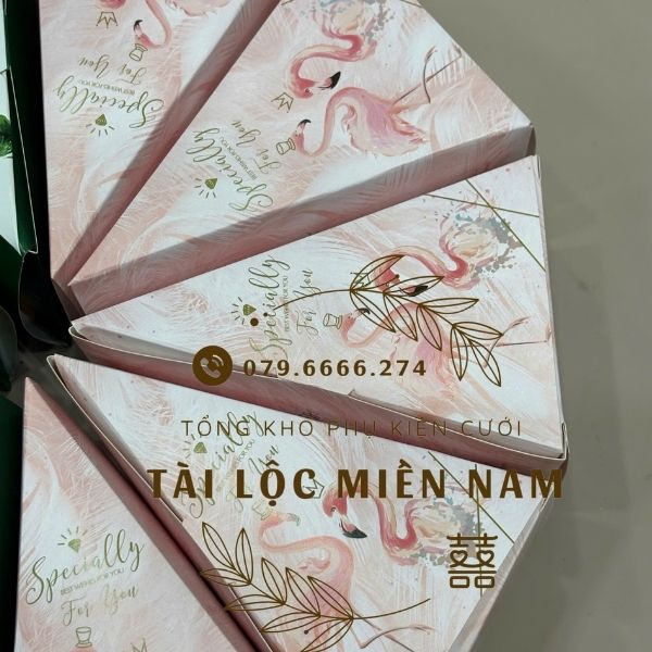 Hộp bánh xe Hạc Hồng (100 Hộp)